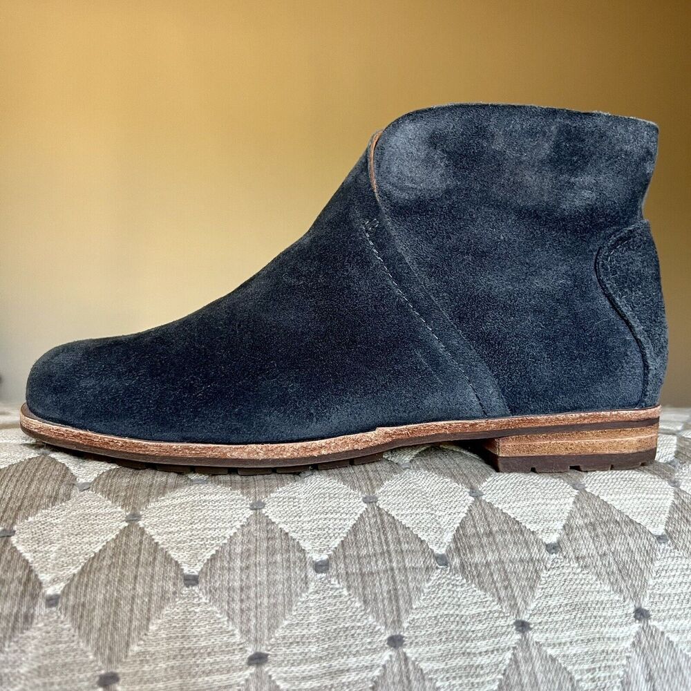 Kork-Ease Balsa‎ Navy Gray Suede Leather Ankle Boots w/ Side Zipper Women’s 6
